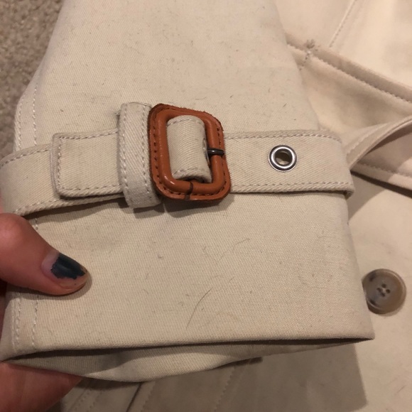 Banana Republic Double Breasted Cream Colored Coat - Picture 4 of 9